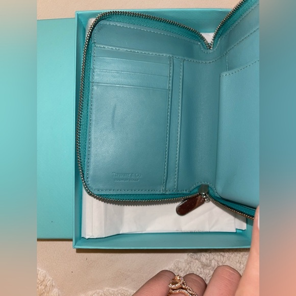 Authentic Tiffany and Co. wallet - Picture 2 of 4